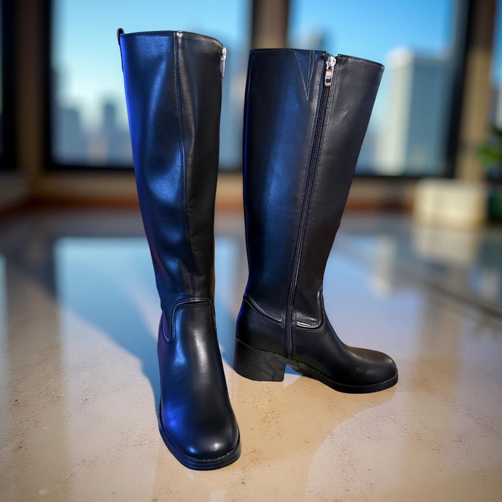 Marc Fisher NWT Sz 6M Classic Black Knee High Vegan Leather Heel Boots (SH162) - Picture 1 of 9